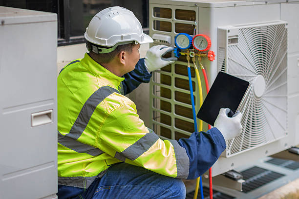 Professional Hvac technician working in Hemphill, TX